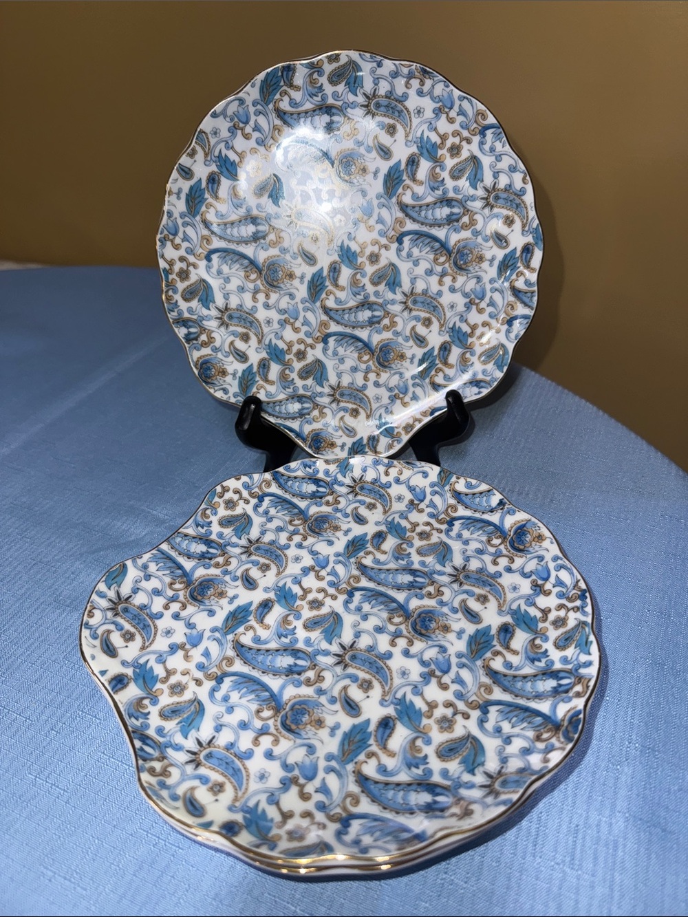 Lefton Blue Paisley Scalloped Shell Snack Plates set of 4